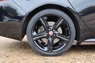 Jaguar XF 2.0 D R-SPORT SPORTBRAKE AUTO 6