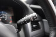 Jaguar XF 2.0 D R-SPORT SPORTBRAKE AUTO 33