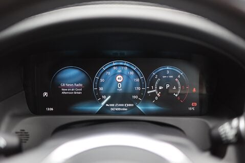 Jaguar XF 2.0 D R-SPORT SPORTBRAKE AUTO 19