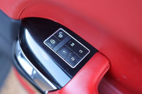 Land Rover Range Rover 4.4 SDV8 AUTOBIOGRAPHY 26