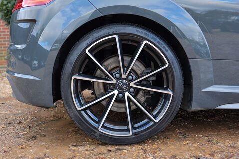 Audi TT 2.0 TFSI S LINE S-TRONIC 8