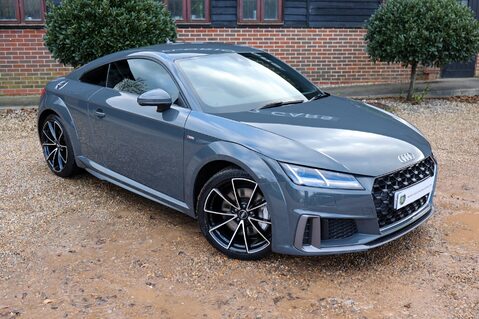 Audi TT 2.0 TFSI S LINE S-TRONIC 40