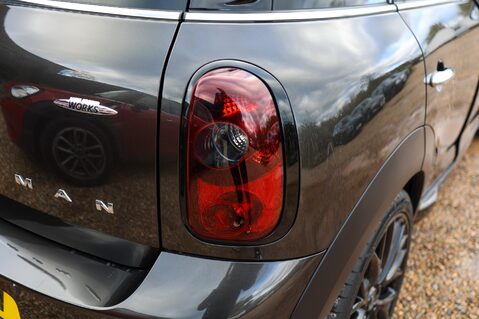 Mini Countryman JOHN COOPER WORKS 38