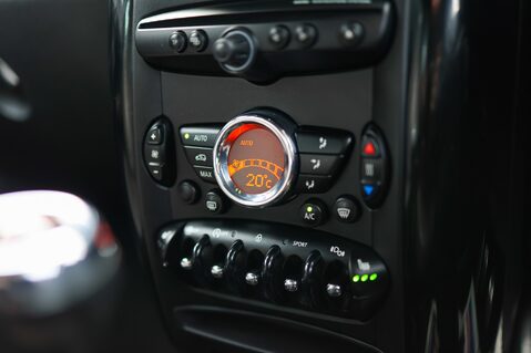 Mini Countryman JOHN COOPER WORKS 18