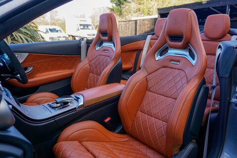 Mercedes-Benz C Class C63S AMG 4.0 PREMIUM PLUS CABRIOLET 11