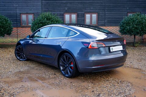 Tesla Model 3 PERFORMANCE AWD 2