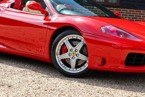 Ferrari 360 SPIDER 3.6 F1 47