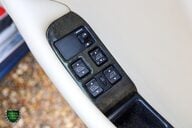 Jaguar XJR -6 4.0 SUPERCHARGED 24