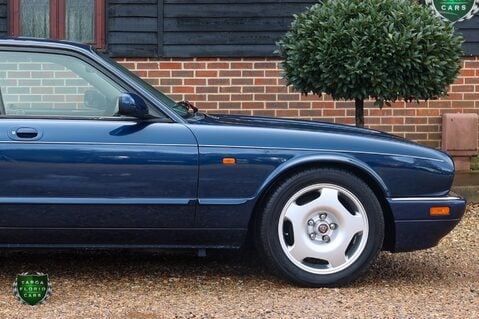 Jaguar XJR -6 4.0 SUPERCHARGED 12