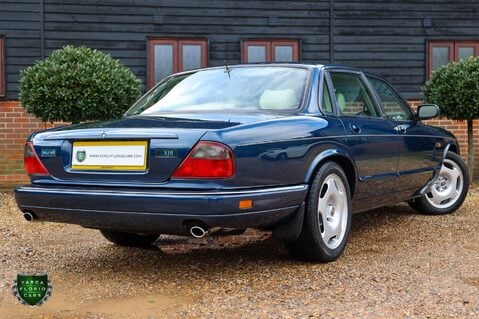 Jaguar XJR -6 4.0 SUPERCHARGED 7