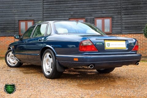 Jaguar XJR -6 4.0 SUPERCHARGED 2