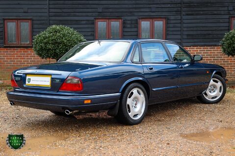Jaguar XJR -6 4.0 SUPERCHARGED 61