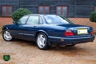 Jaguar XJR -6 4.0 SUPERCHARGED 55
