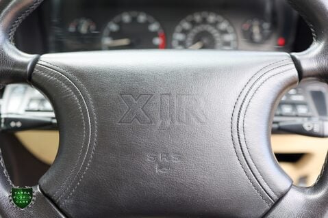 Jaguar XJR -6 4.0 SUPERCHARGED 29