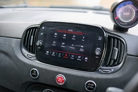 Abarth 695 1.4 75TH ANNIVERSARIO MANUAL 17