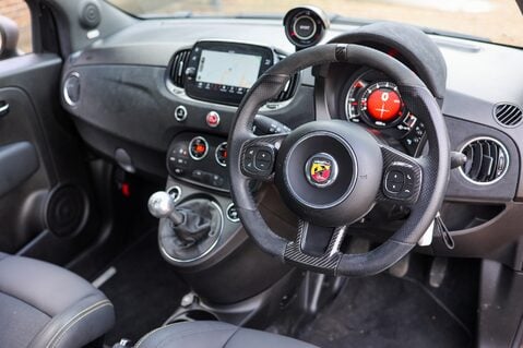 Abarth 695 1.4 75TH ANNIVERSARIO MANUAL 3