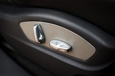 Porsche Cayenne S 3.0 E-HYBRID TIPTRONIC 27