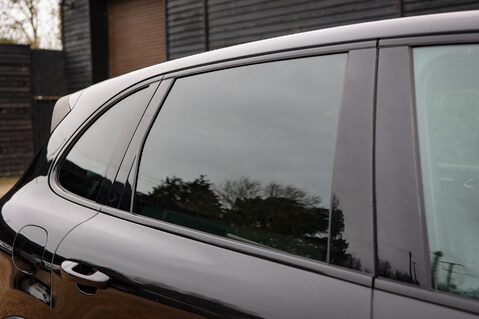 Porsche Cayenne S 3.0 E-HYBRID TIPTRONIC 35