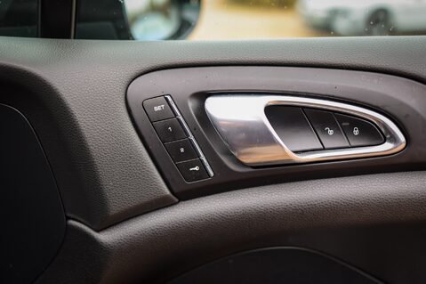 Porsche Cayenne S 3.0 E-HYBRID TIPTRONIC 28