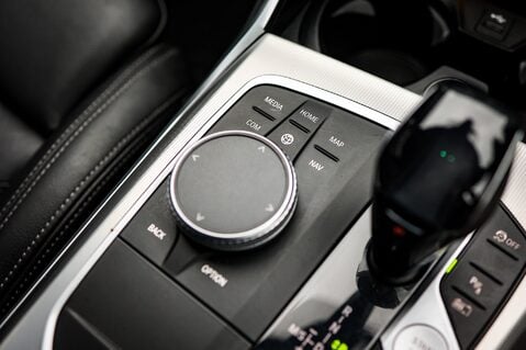 BMW 3 Series 330E 2.0 MSPORT PHEV AUTO 15