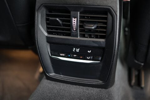 BMW 3 Series 330E 2.0 MSPORT PHEV AUTO 22