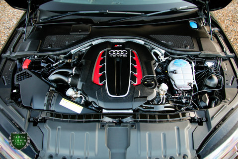 Audi RS7 4.0 TFSI V8 SPORTBACK QUATTRO 12