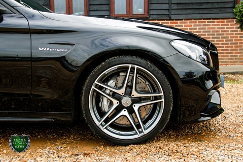 Mercedes-Benz C Class AMG C 63 PREMIUM 18