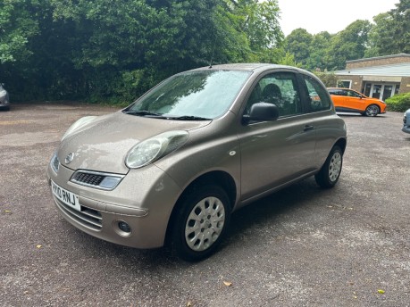 Nissan Micra VISIA 10