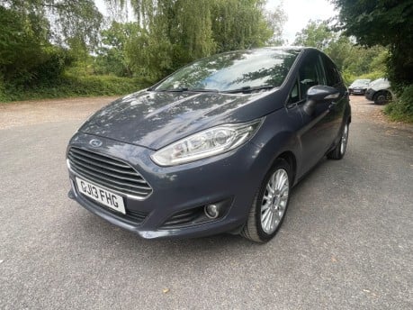 Ford Fiesta TITANIUM 4