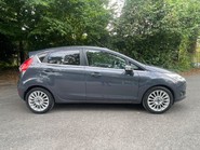 Ford Fiesta TITANIUM 8