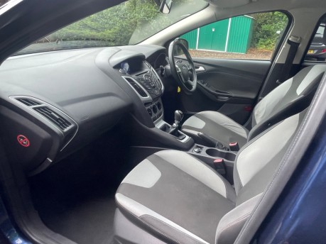 Ford Focus ZETEC 10