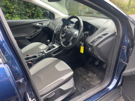 Ford Focus ZETEC 16