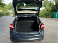 Ford Focus ZETEC 6