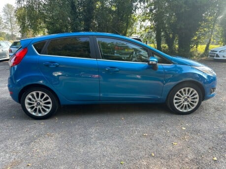 Ford Fiesta TITANIUM X 3