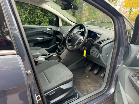 Ford C-Max ZETEC 10