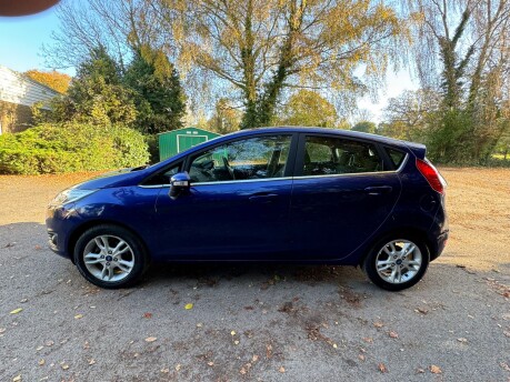 Ford Fiesta ZETEC 8