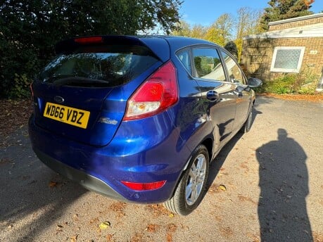 Ford Fiesta ZETEC 4