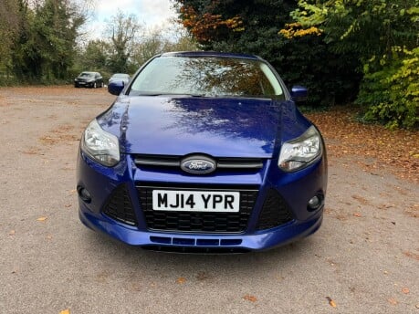 Ford Focus ZETEC S S/S 2