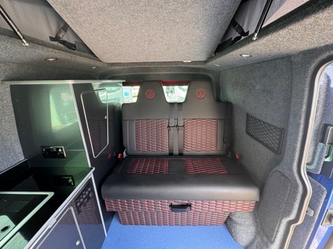 Volkswagen Transporter 13