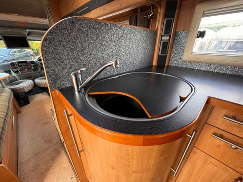 Auto-Trail Comanche 28