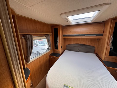 Auto-Trail Comanche 11