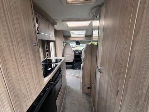 Elddis Majestic 135 3