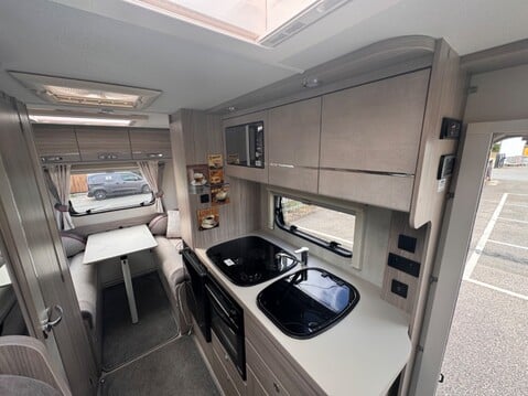 Elddis Majestic 135 17