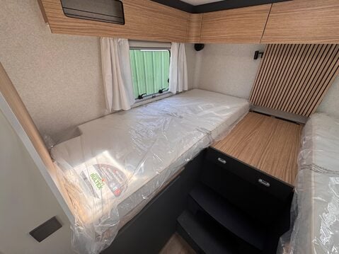 Pilote P740FGJ Evidence 37