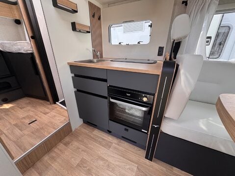 Pilote P740FGJ Evidence 21