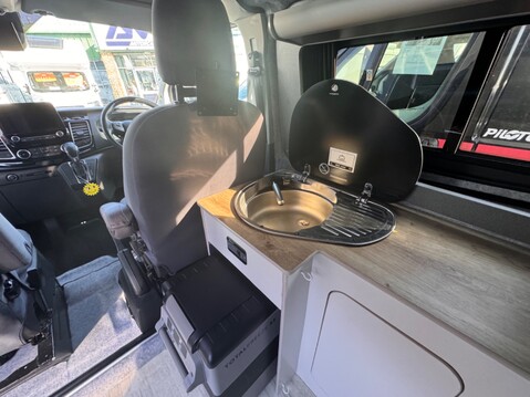 Ford Transit Custom 20