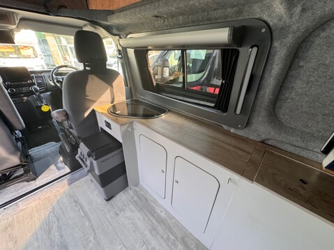 Ford Transit Custom 16