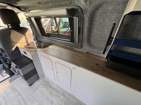 Ford Transit Custom 3