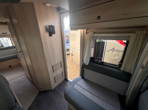 Auto-Trail F72 17