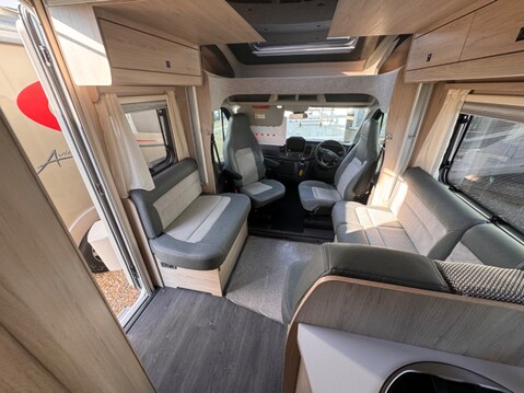 Auto-Trail F72 49